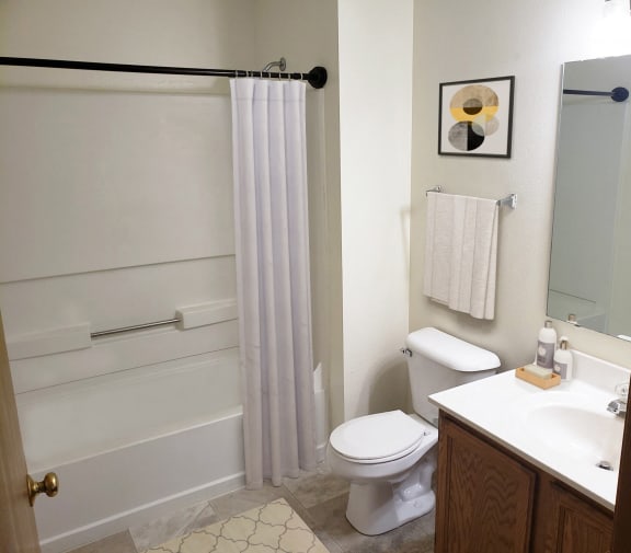 Floor Plans of Whitnall Glen Apartments in Hales Corners, WI